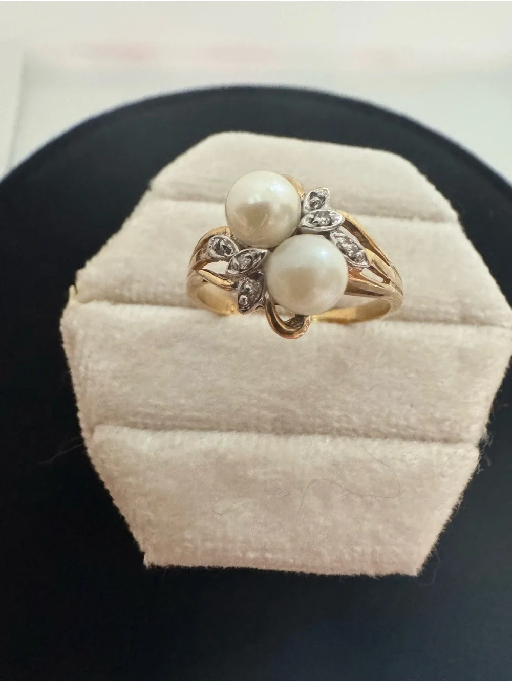 10K Solid Yellow Gold Double Pearl & Diamond Botanical Bypass Ring Size 7